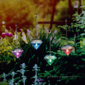 Decoración del jardín de jardín en forma de diamante Luz LED solar colgante